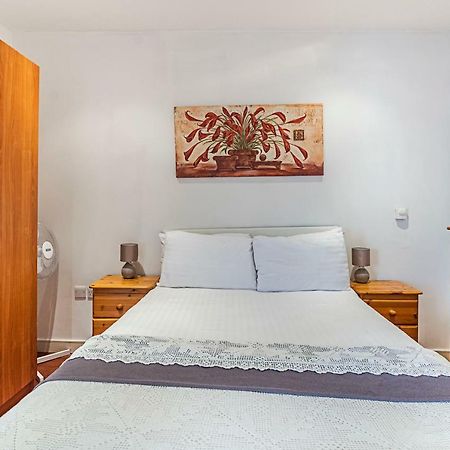 Splendid 3 Bedroom Apartment In Angel/Kings Cross Лондон Екстериор снимка