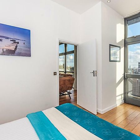 Splendid 3 Bedroom Apartment In Angel/Kings Cross Лондон Екстериор снимка
