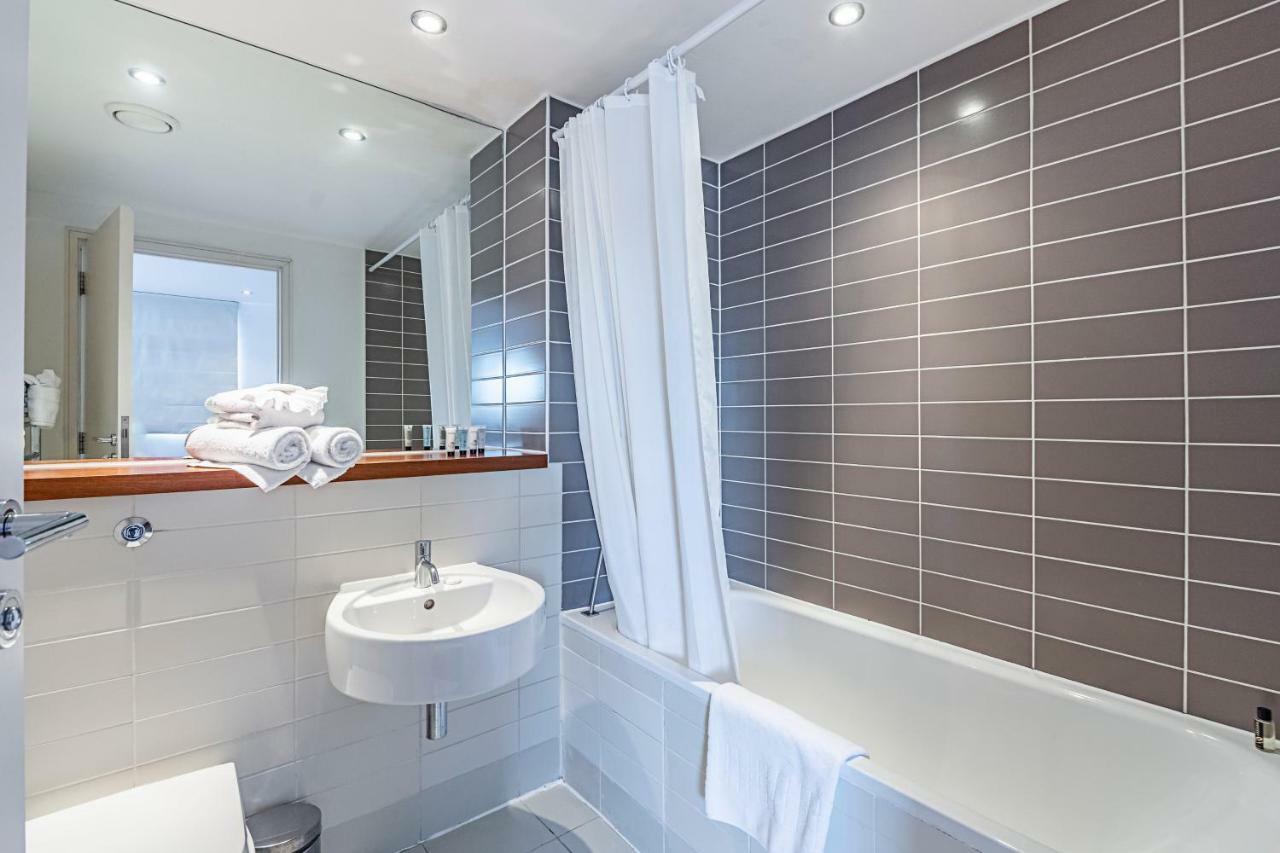Splendid 3 Bedroom Apartment In Angel/Kings Cross Лондон Екстериор снимка
